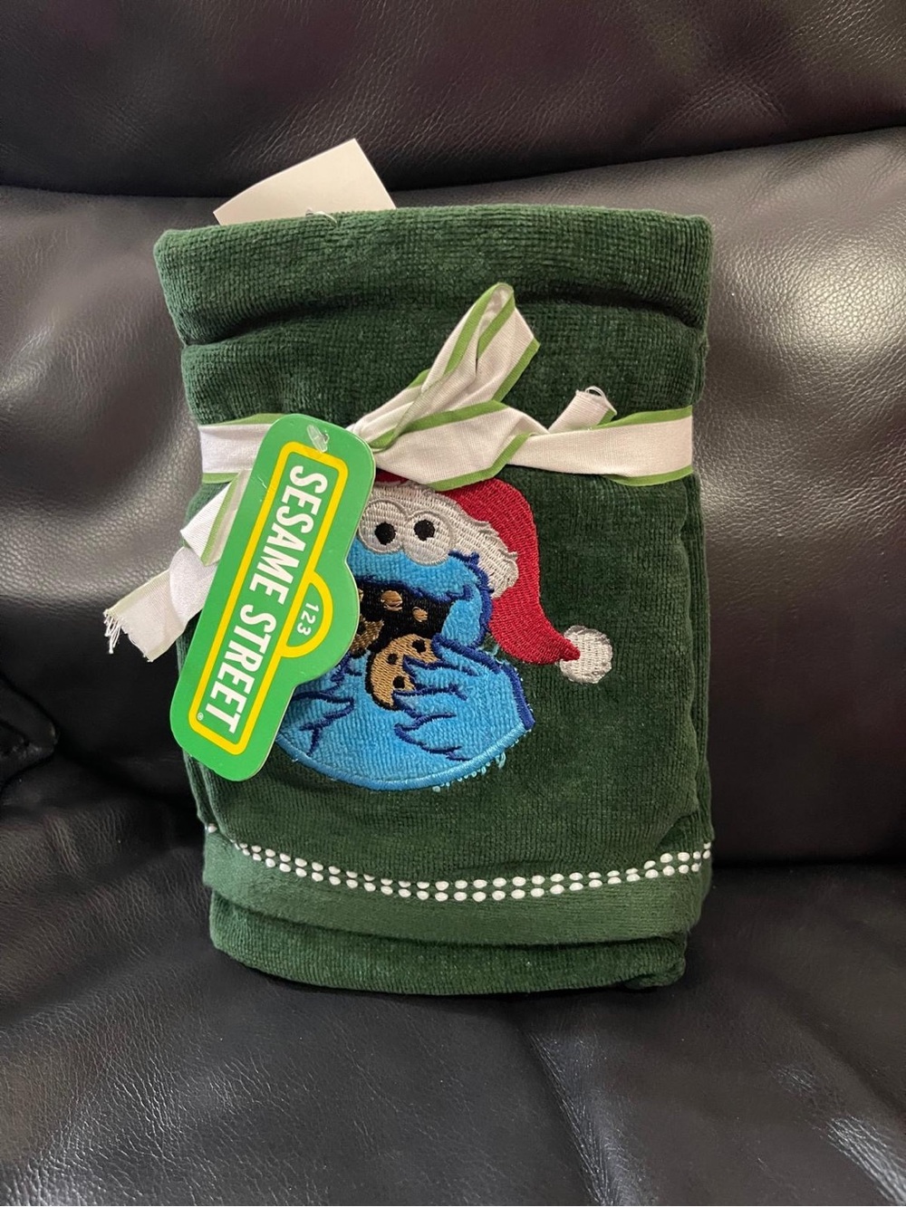Christmas Sesame Street Cookie Monster Hand Towels, Set of 2